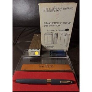 Sheaffer 550 Fountain Pen Gray  Fine Nib Mid Century production, USA made